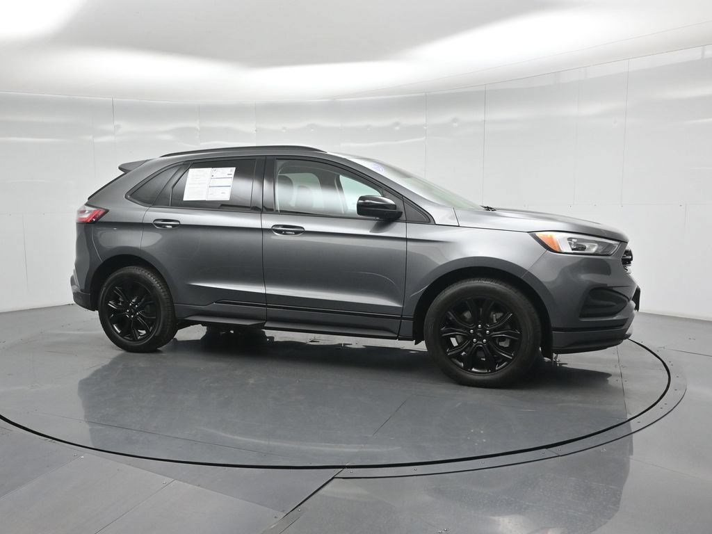 Certified 2023 Ford Edge SE w/ Black Appearance Package AWD/4WD image 25