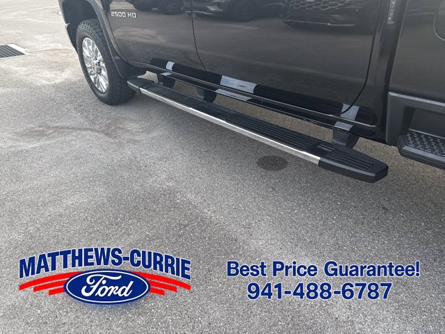 Used 2023 Chevrolet Silverado 2500 High Country w/ Safety Package II AWD/4WD image 16