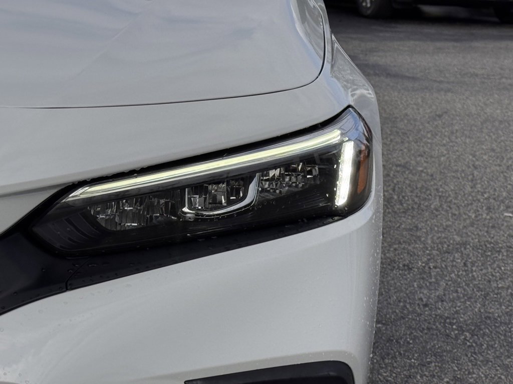 Used 2023 Honda Civic EX image 8