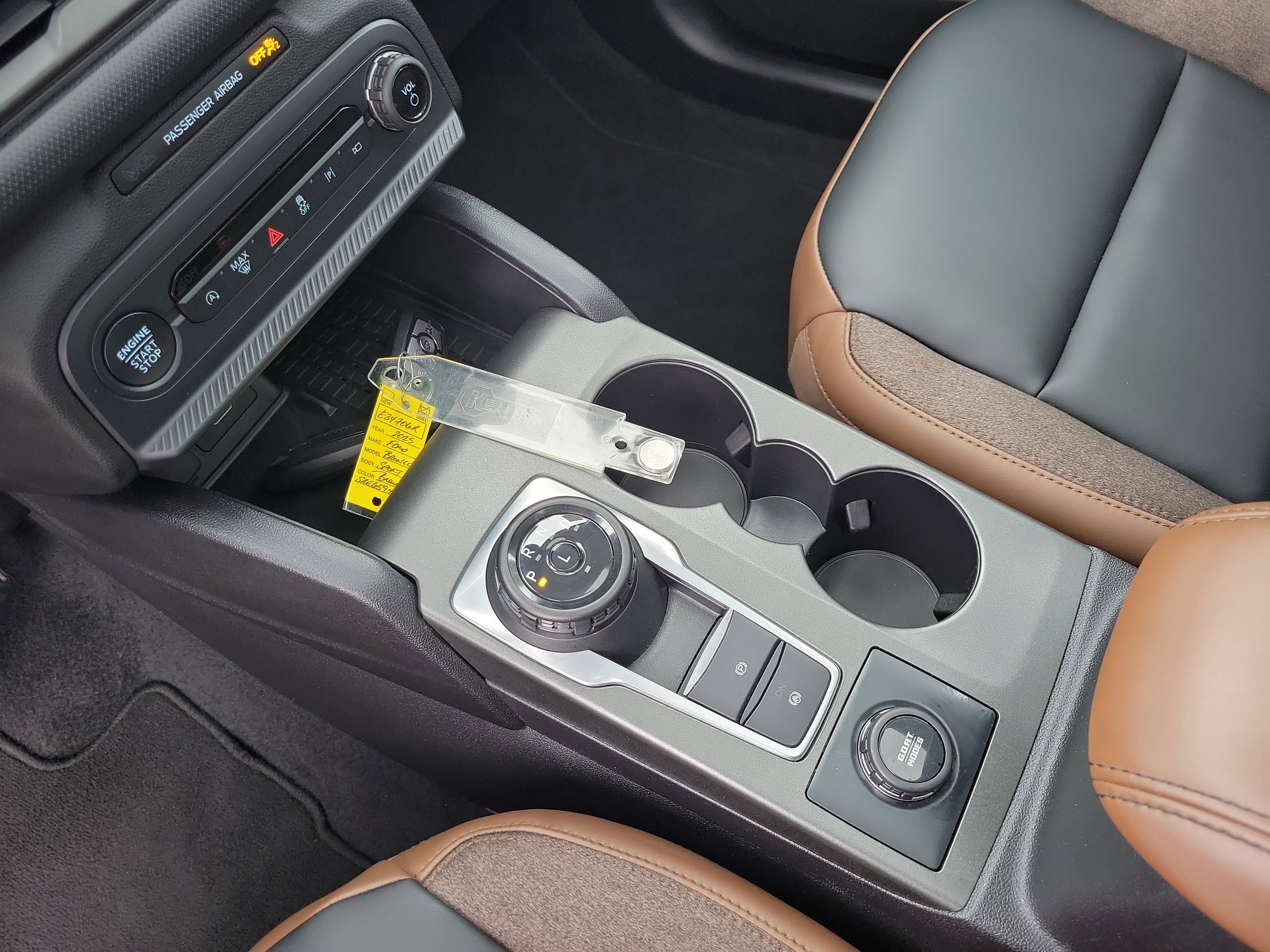 Certified 2025 Ford Bronco Sport Outer Banks w/ Outer Banks Tech Package+ AWD/4WD image 8