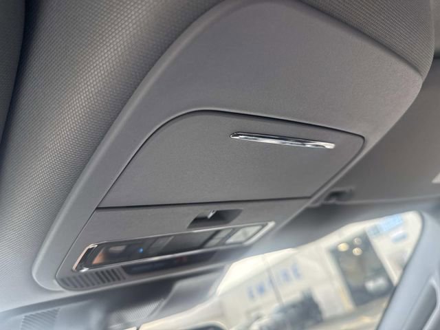 Certified 2022 Ford F150 Lariat w/ Equipment Group 502A High image 29