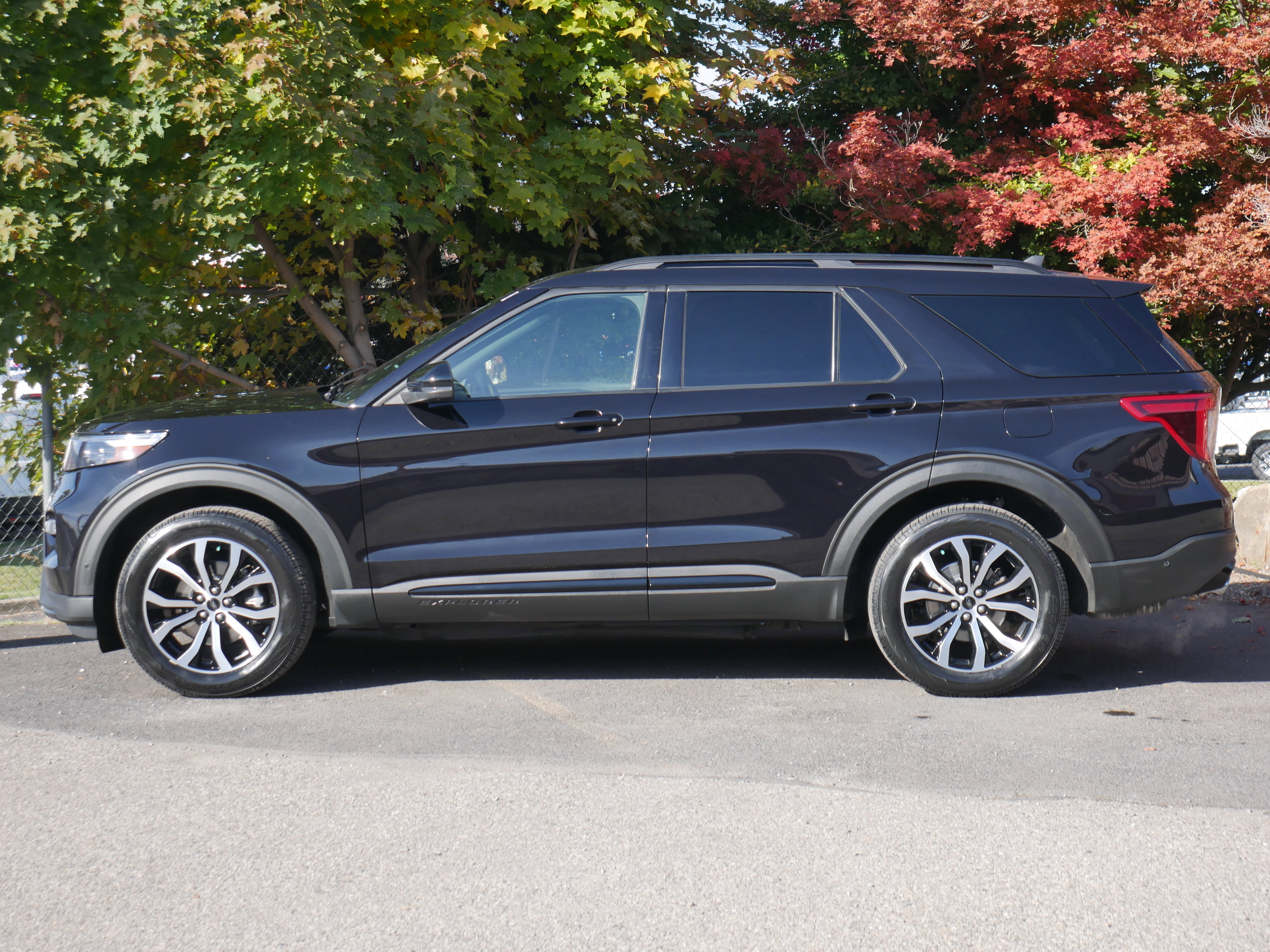 Certified 2021 Ford Explorer ST image 17