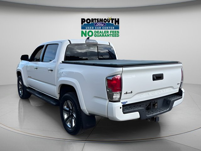 Used 2017 Toyota Tacoma Limited w/ Tow Package AWD/4WD image 22