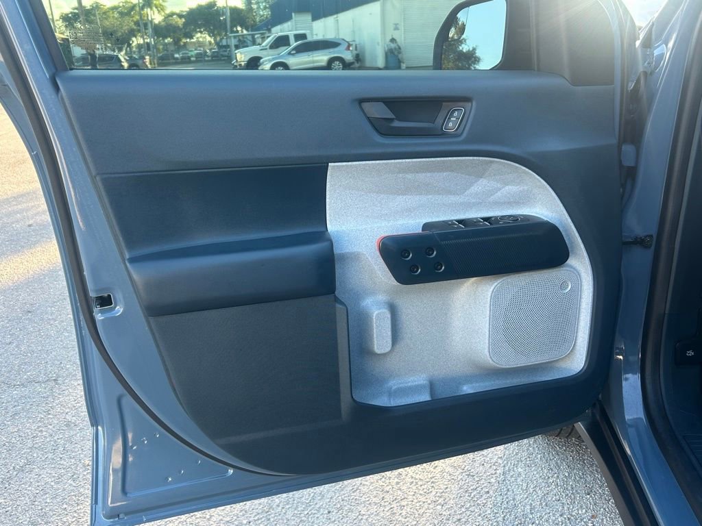 Certified 2024 Ford Maverick XLT image 35