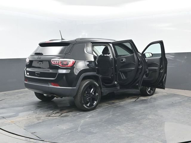 Used 2019 Jeep Compass Latitude AWD/4WD image 28