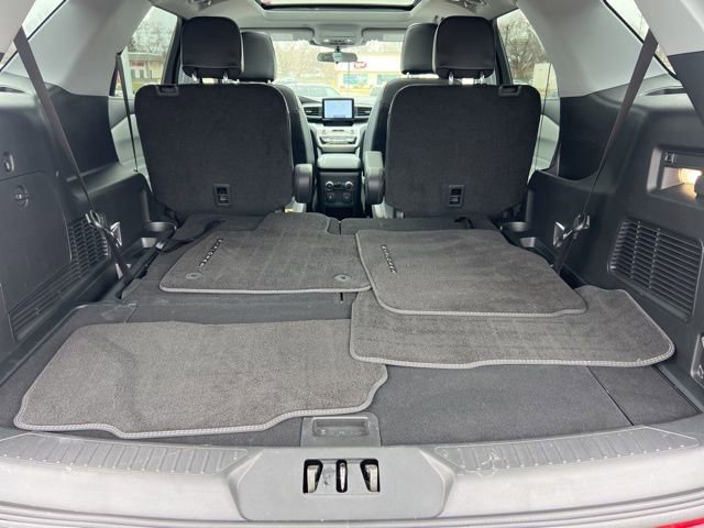 Certified 2024 Ford Explorer XLT w/ Equipment Group 202A image 25