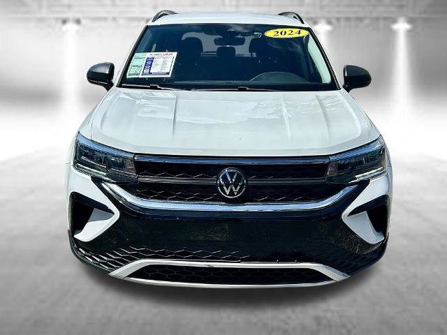 Used 2024 Volkswagen Taos S FWD image 2