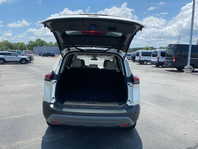 Used 2023 Nissan Rogue SV FWD image 9