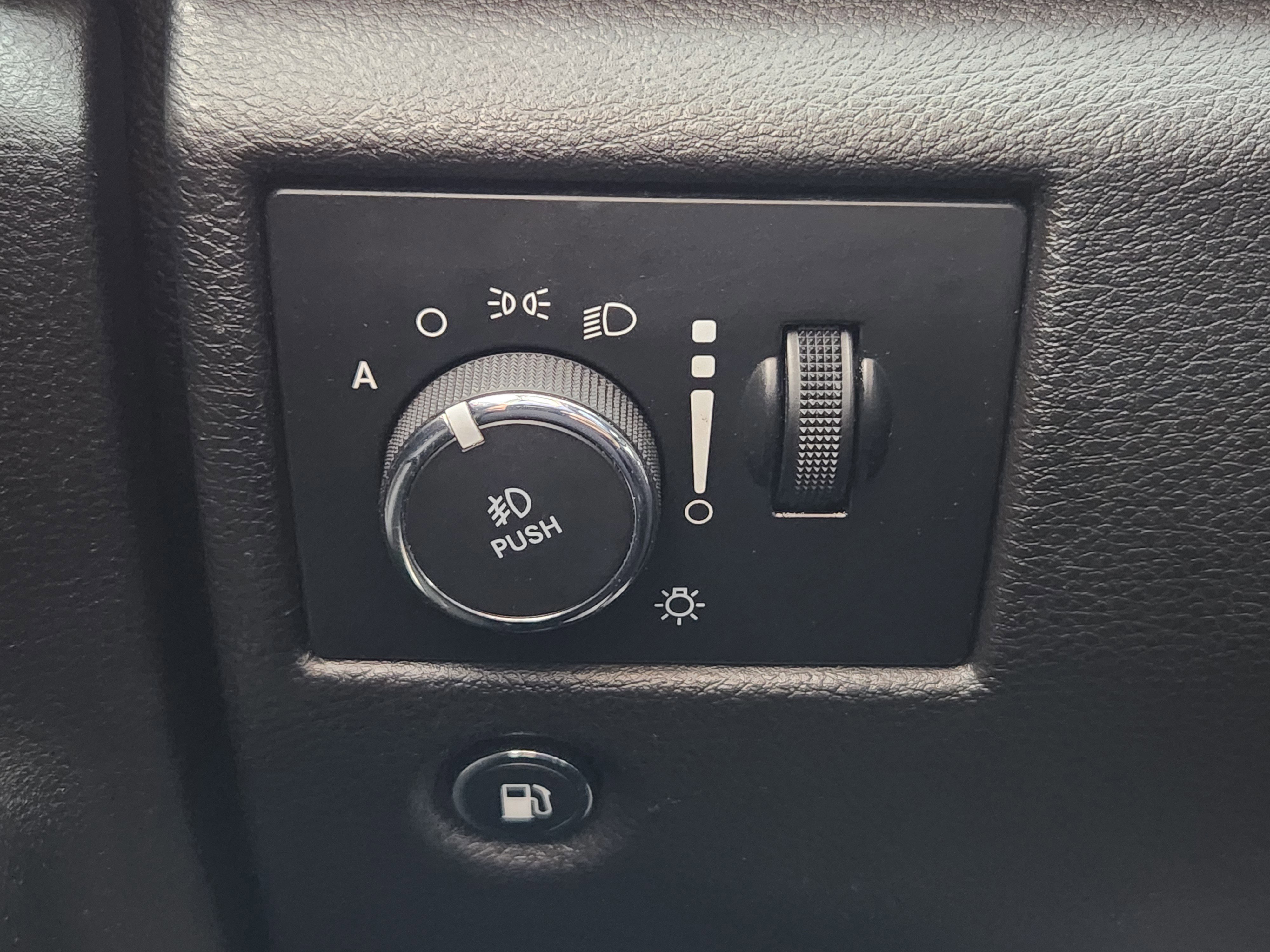 Used 2021 Jeep Grand Cherokee High Altitude image 27