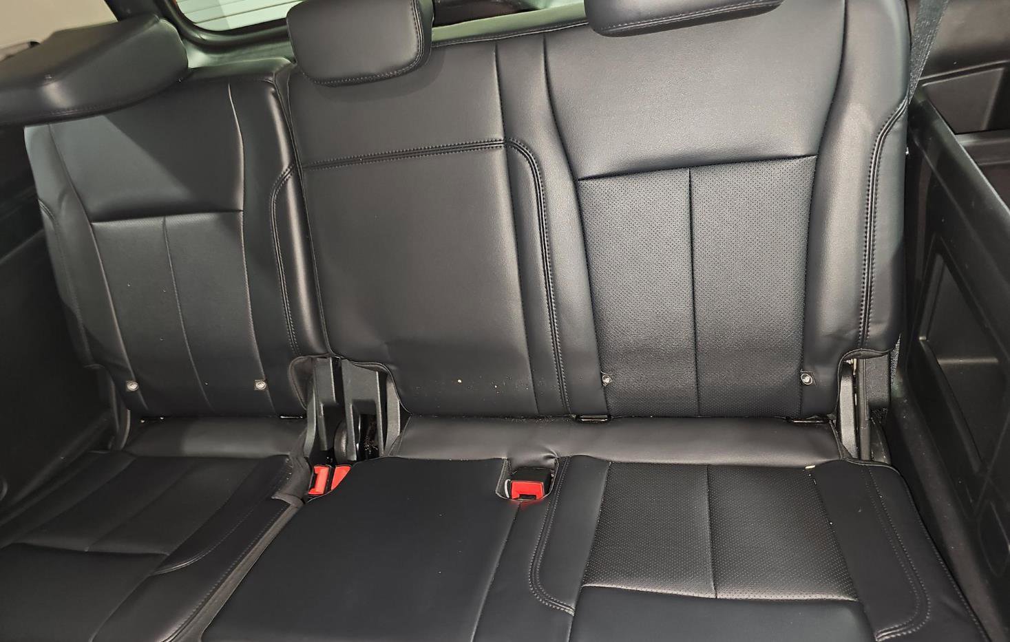 Certified 2024 Ford Expedition XLT image 10