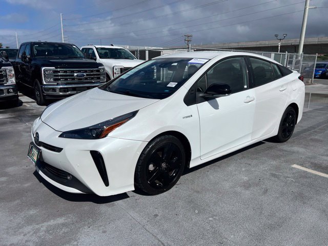 Used 2021 Toyota Prius FWD image 3