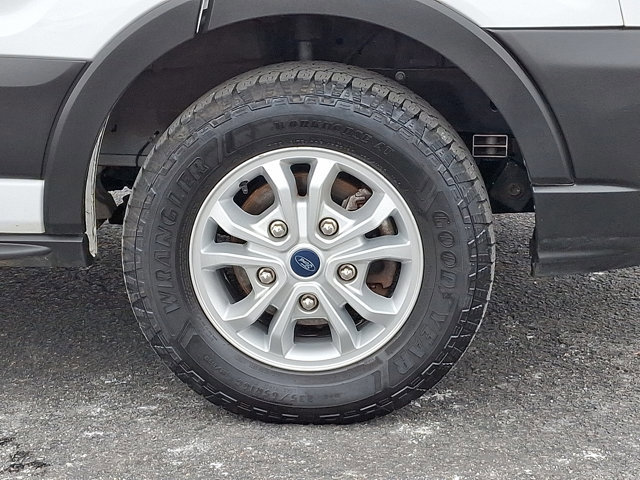 Certified 2022 Ford E-Transit Medium Roof w/ Load Area Protection Package image 9