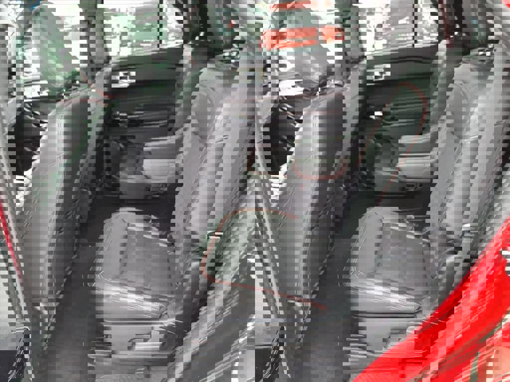 Certified 2022 Ford Explorer ST-Line w/ Class IV Trailer Tow Package image 14