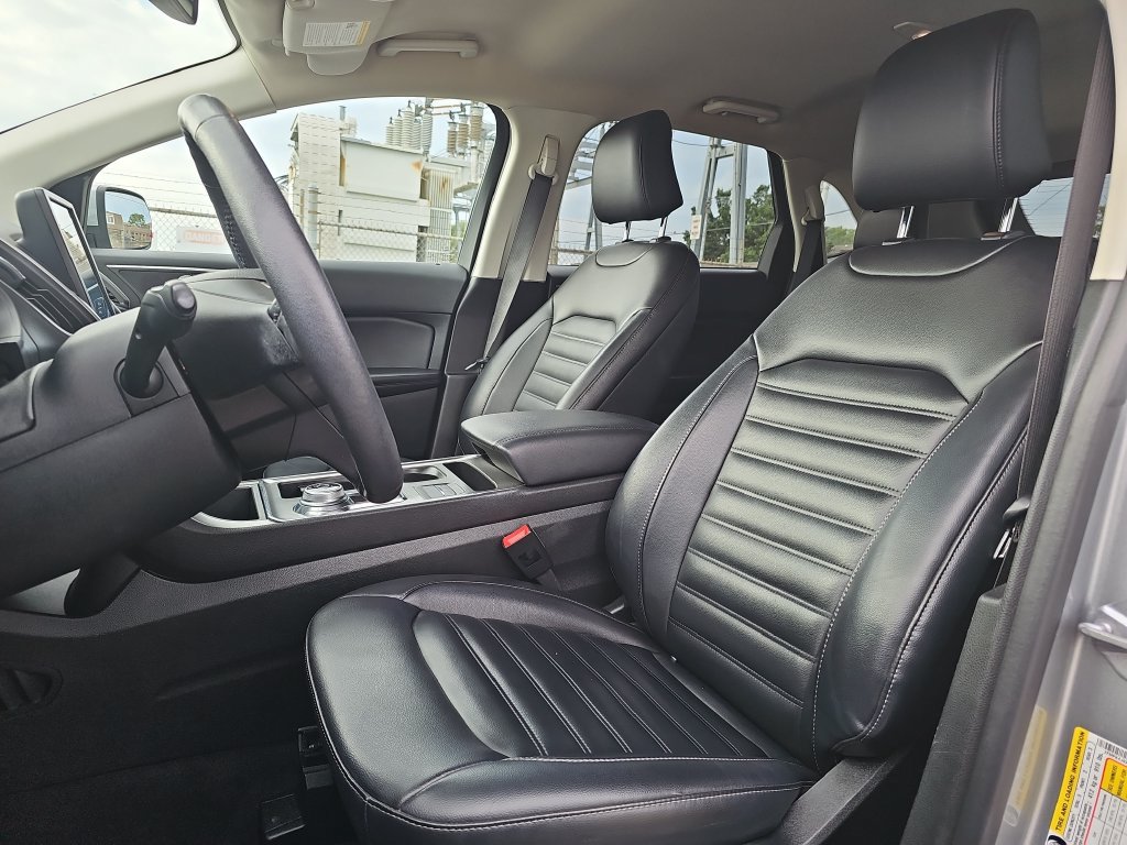 Certified 2022 Ford Edge SEL w/ Cargo Accessory Package AWD/4WD image 14