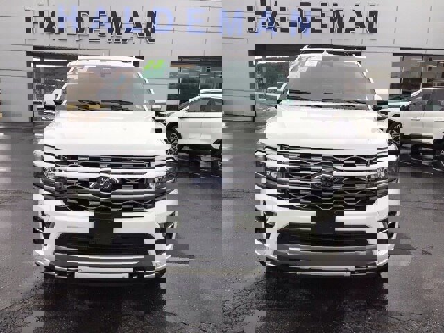 Certified 2023 Ford Expedition Max Platinum image 7