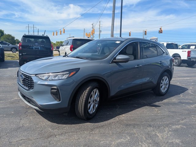Certified 2023 Ford Escape Active w/ Tech Pack #2 FWD image 4