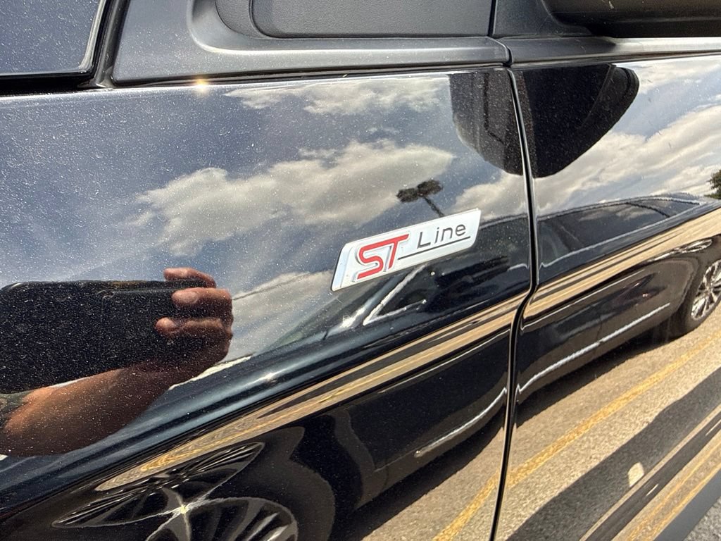 Certified 2024 Ford Edge ST-Line AWD/4WD image 4