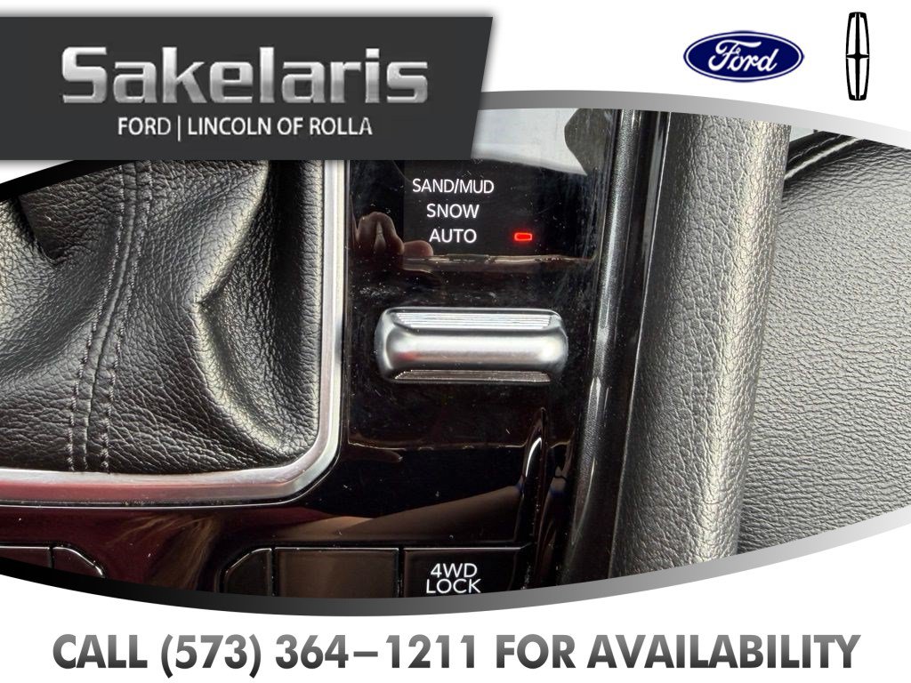 Used 2025 Jeep Compass Latitude AWD/4WD image 30