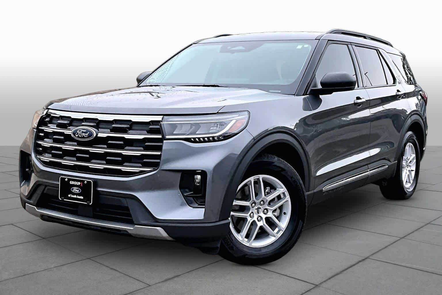 Certified 2025 Ford Explorer Active w/ Active Comfort Package RWD image 35