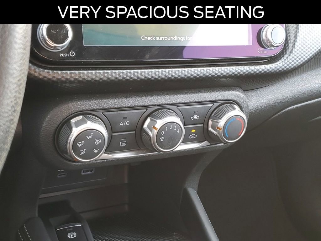 Used 2023 Nissan Kicks SV image 24