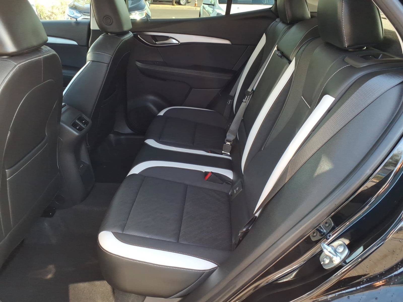 Used 2025 Buick Envision Sport Touring AWD/4WD image 15
