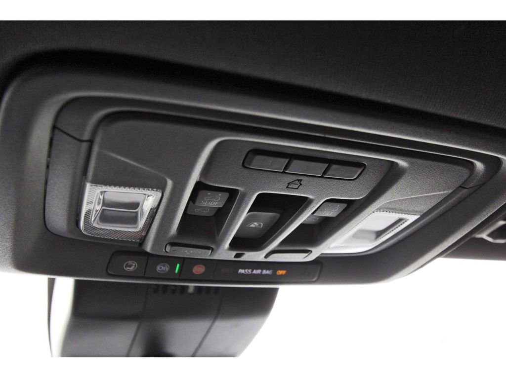 Used 2024 Chevrolet Silverado 2500 High Country w/ High Country Premium Package image 24