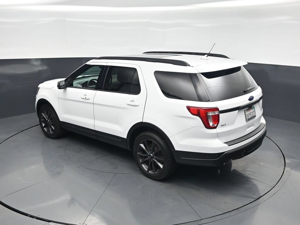 Certified 2019 Ford Explorer XLT w/ Equipment Group 202A FWD image 37