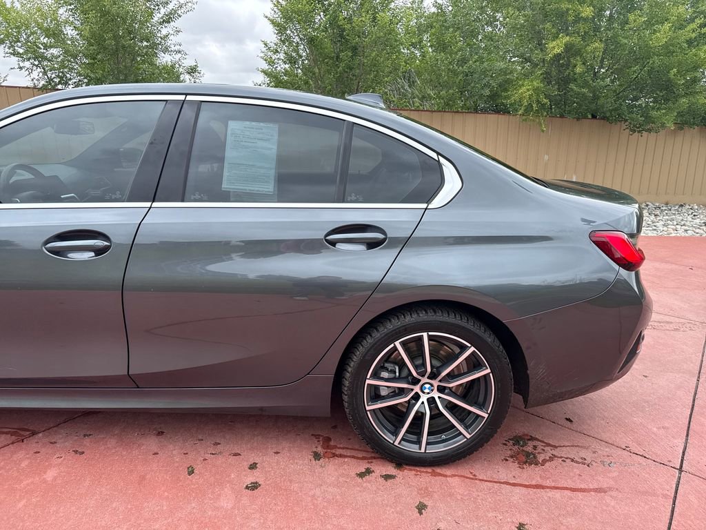 Used 2019 BMW 330i xDrive Sedan w/ Premium Package AWD/4WD image 34