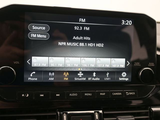 Used 2022 Nissan Pathfinder SL image 17