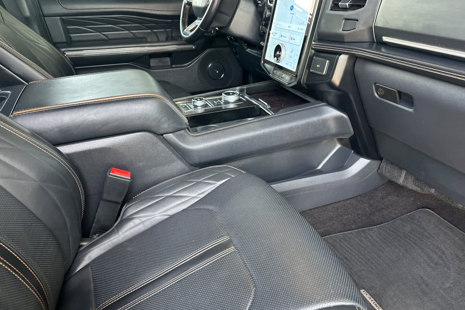 Certified 2023 Ford Expedition Platinum AWD/4WD image 17