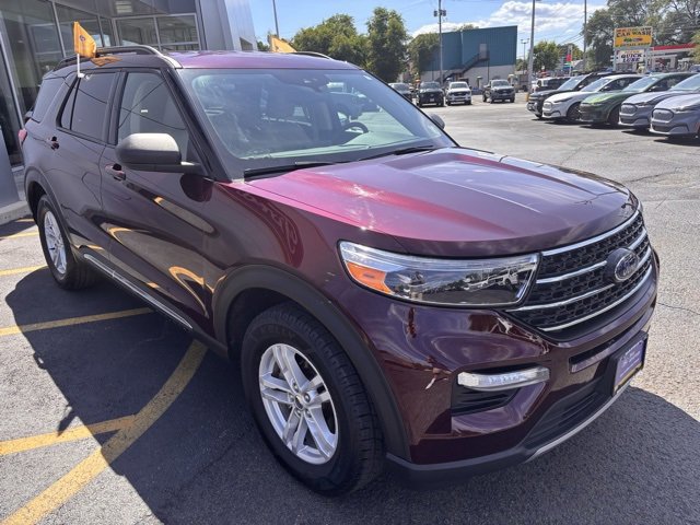 Certified 2022 Ford Explorer XLT w/ Equipment Group 202A image 8