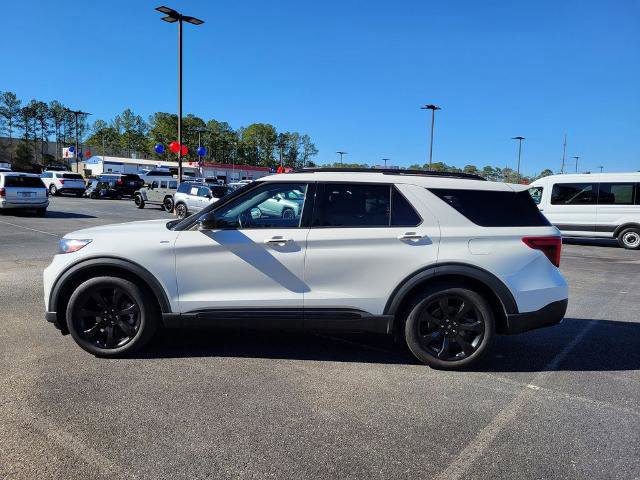 Certified 2023 Ford Explorer ST-Line w/ Class IV Trailer Tow Package image 2