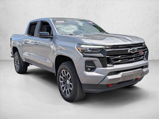 Used 2023 Chevrolet Colorado Z71 w/ Z71 Convenience Package 2 AWD/4WD video 3