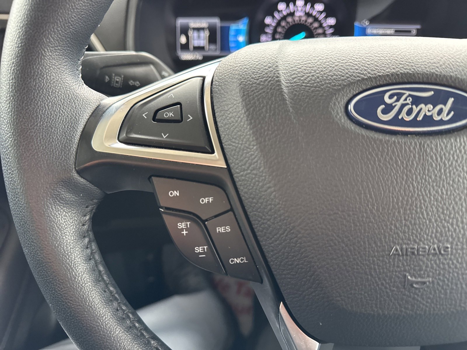 Certified 2024 Ford Edge SEL w/ Convenience Package image 28