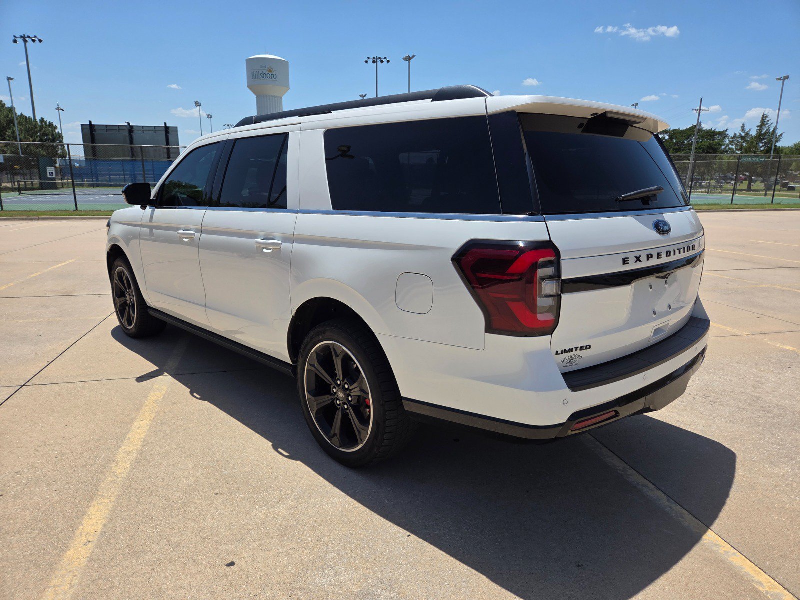 Certified 2022 Ford Expedition Max Limited AWD/4WD image 5