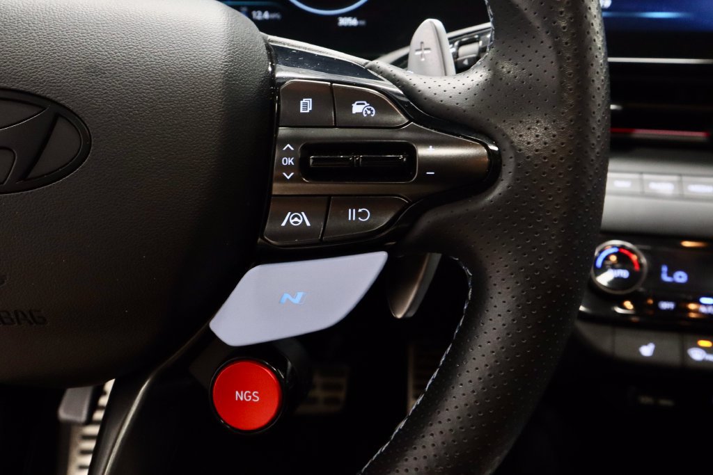 Used 2025 Hyundai Elantra N FWD image 30