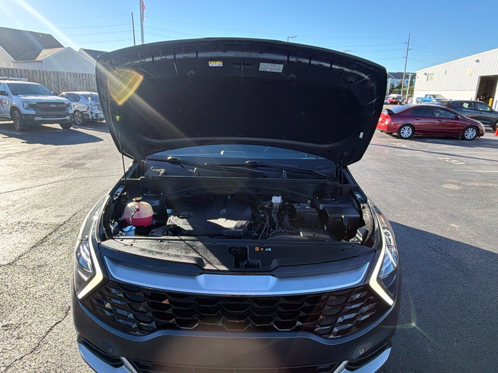 Used 2023 Kia Sportage EX FWD image 18