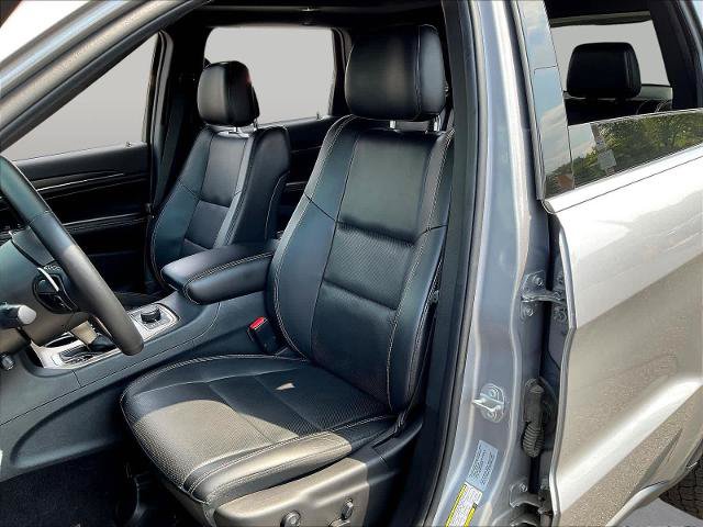 Used 2017 Jeep Grand Cherokee Limited w/ Luxury Group II AWD/4WD image 23