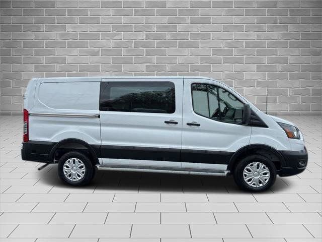 Certified 2025 Ford Transit 250 Low Roof w/ Exterior Upgrade Package RWD image 2