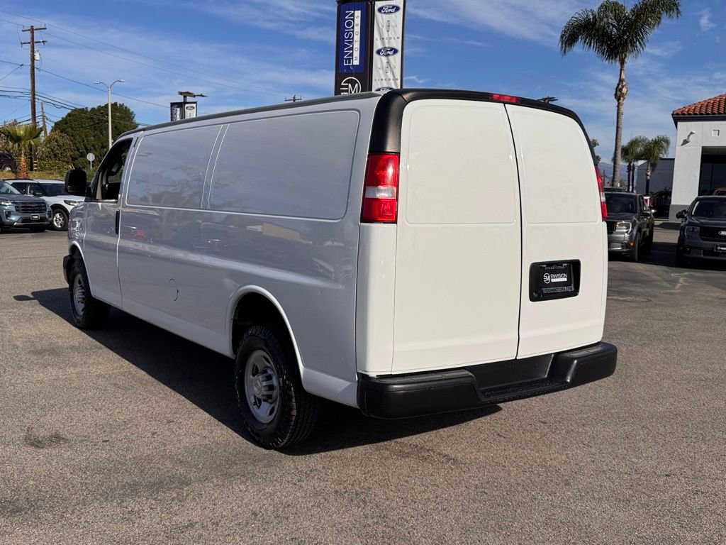 Used 2021 Chevrolet Express 2500 Extended w/ Driver Convenience Package image 10