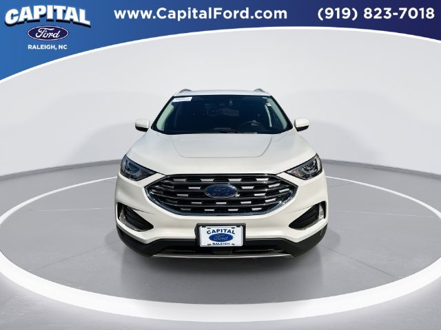 Certified 2022 Ford Edge SEL w/ Convenience Package AWD/4WD image 3