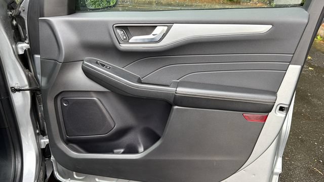 Certified 2024 Ford Escape Platinum AWD/4WD image 14