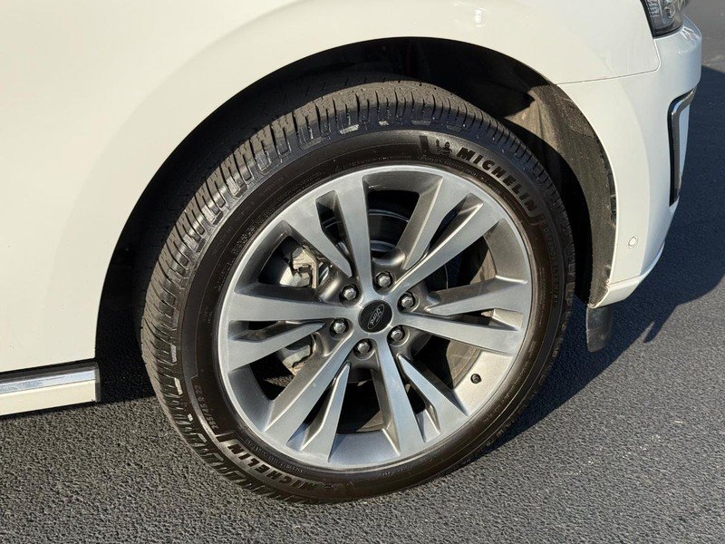 Certified 2020 Ford Expedition Platinum AWD/4WD image 9