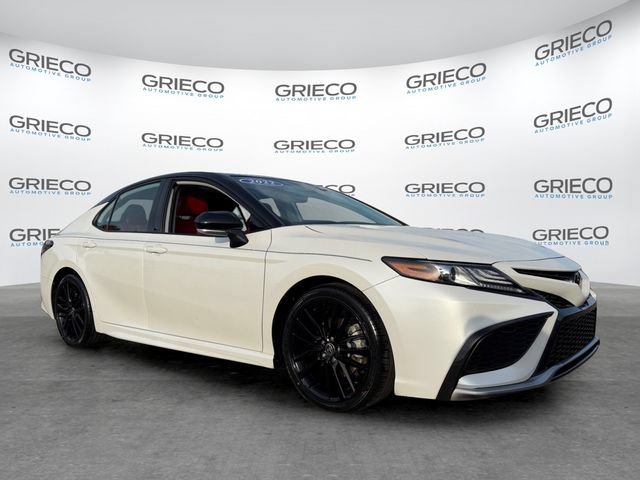Used 2022 Toyota Camry XSE w/ Cold Weather Package