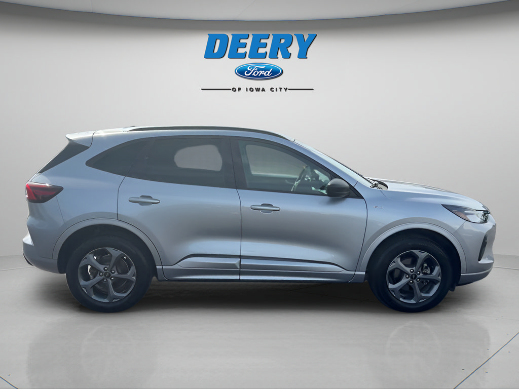 Certified 2024 Ford Escape ST-Line w/ Tech Pack #1 AWD/4WD image 15