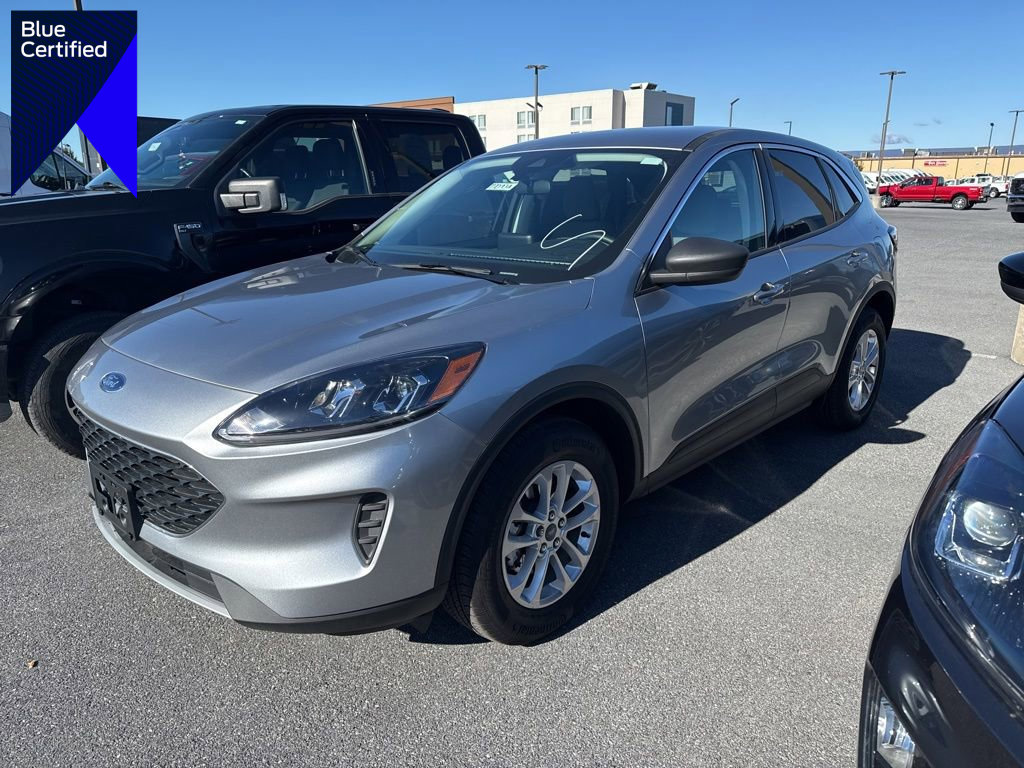 Certified 2022 Ford Escape SE w/ Cold Weather Package