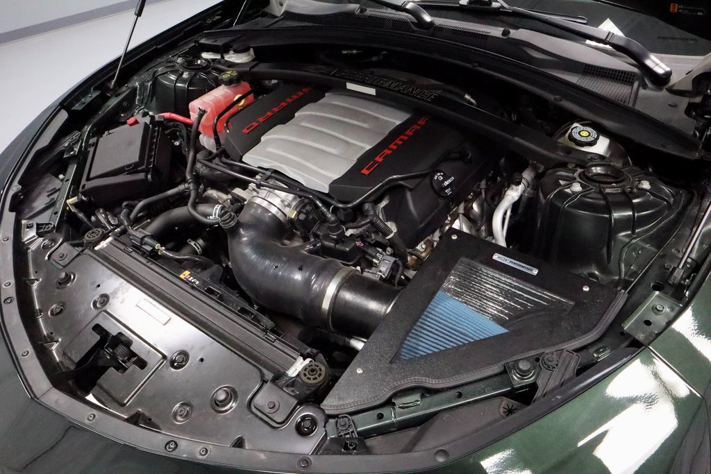 Used 2020 Chevrolet Camaro LT w/ Technology Package image 17