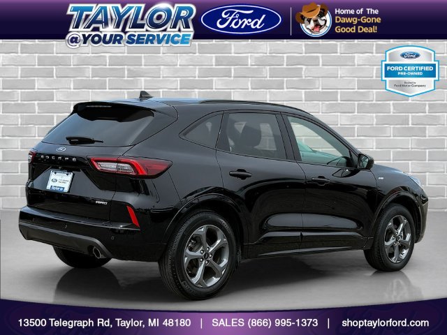 Certified 2024 Ford Escape ST-Line w/ Tech Pack #1 AWD/4WD image 3