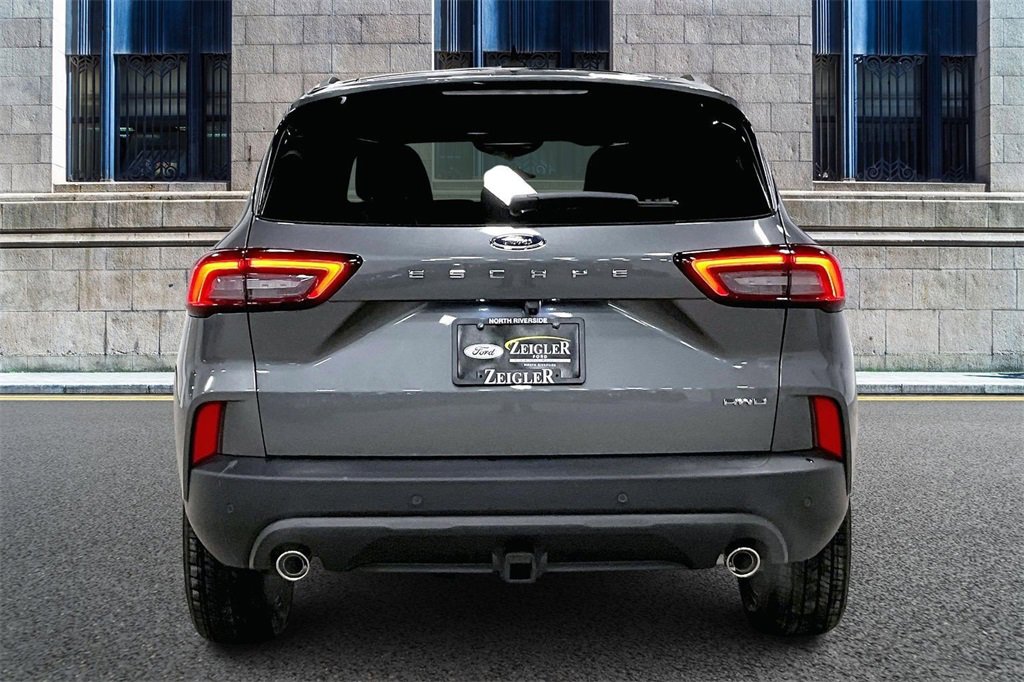 Certified 2025 Ford Escape ST-Line Select w/ Tech Pack #1 image 4
