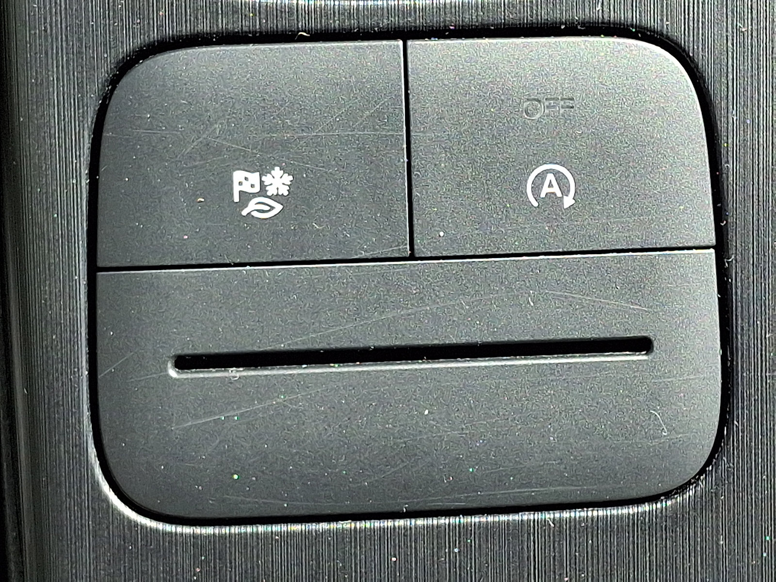Certified 2025 Ford Escape ST-Line Select AWD/4WD image 27